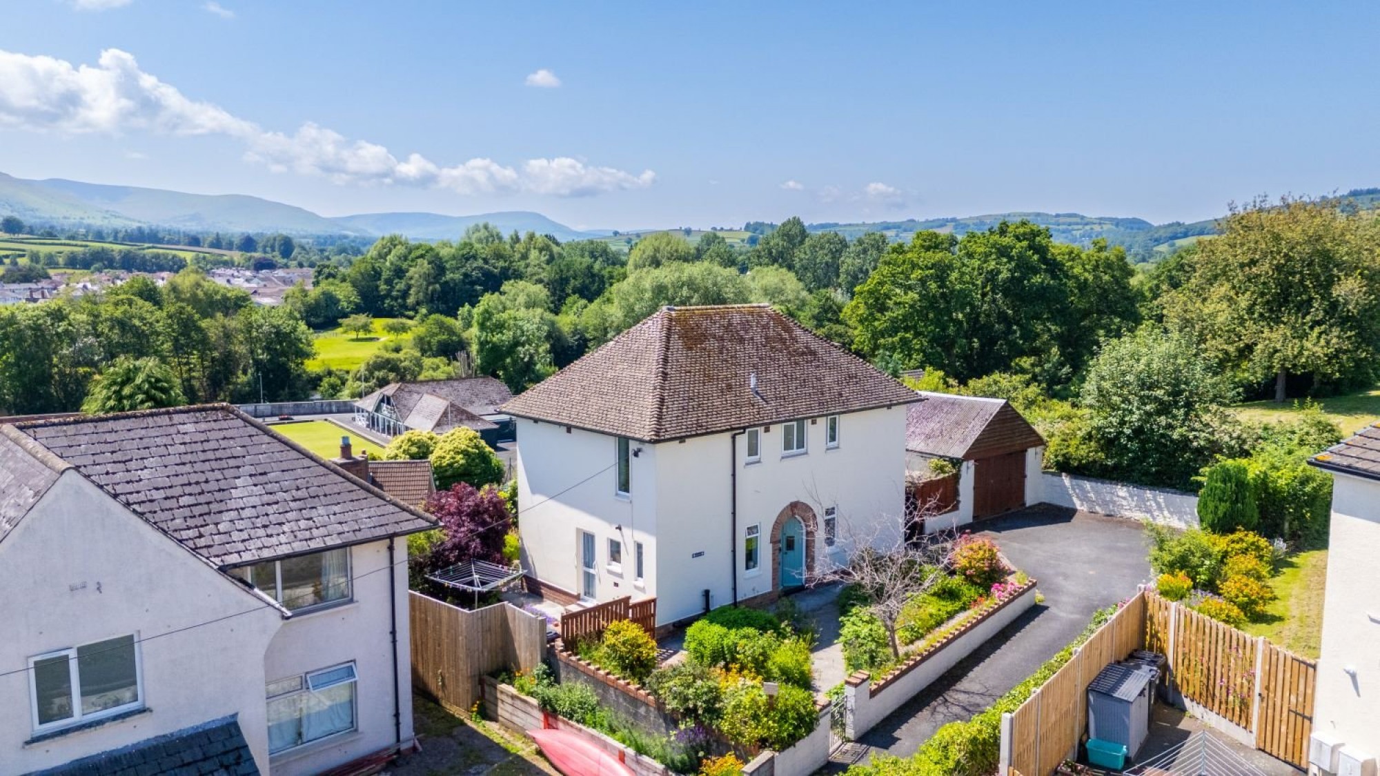 Images for The Avenue, Brecon, Powys