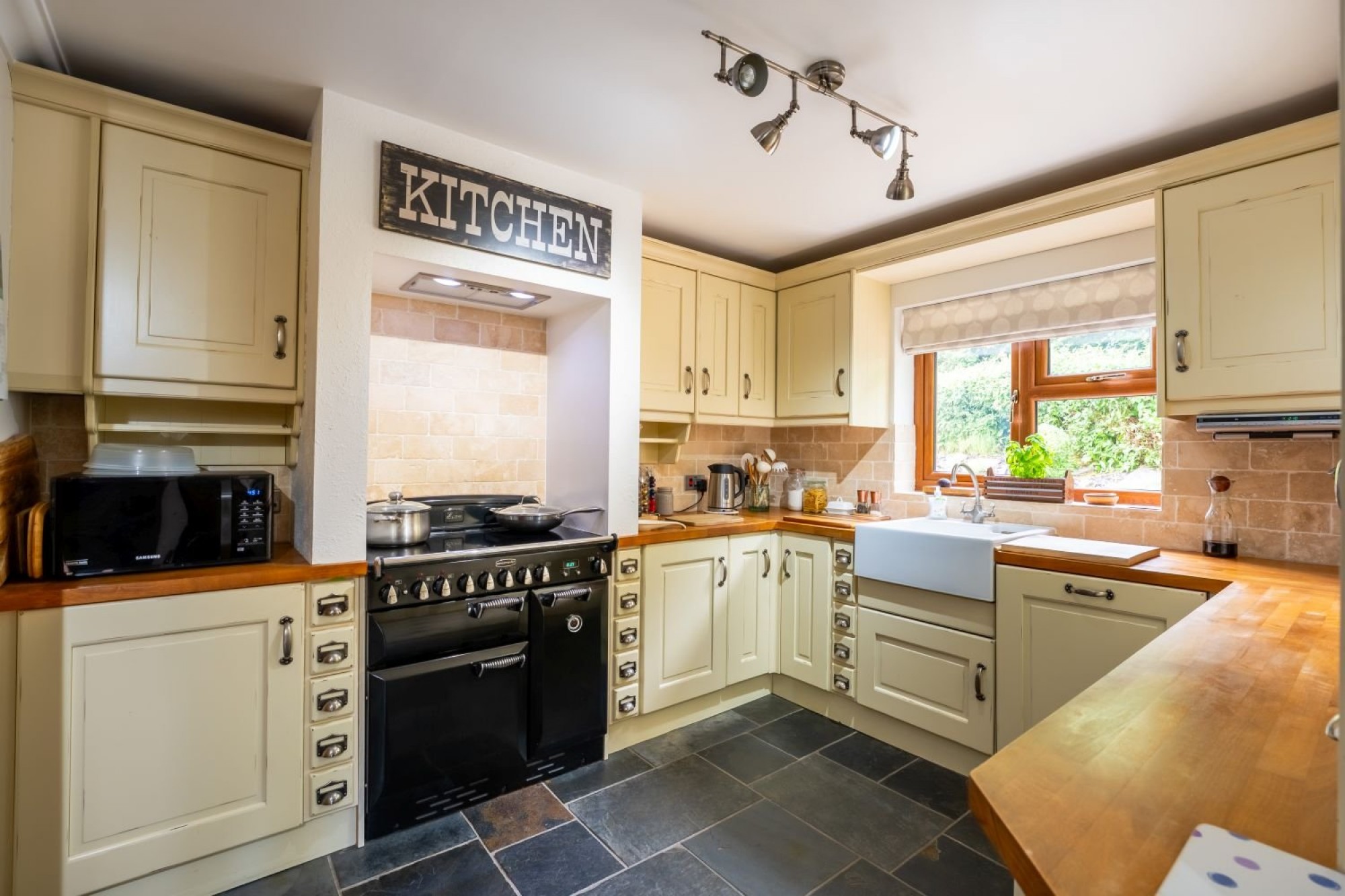 Images for Llanelly Hill, Abergavenny, Monmouthshire