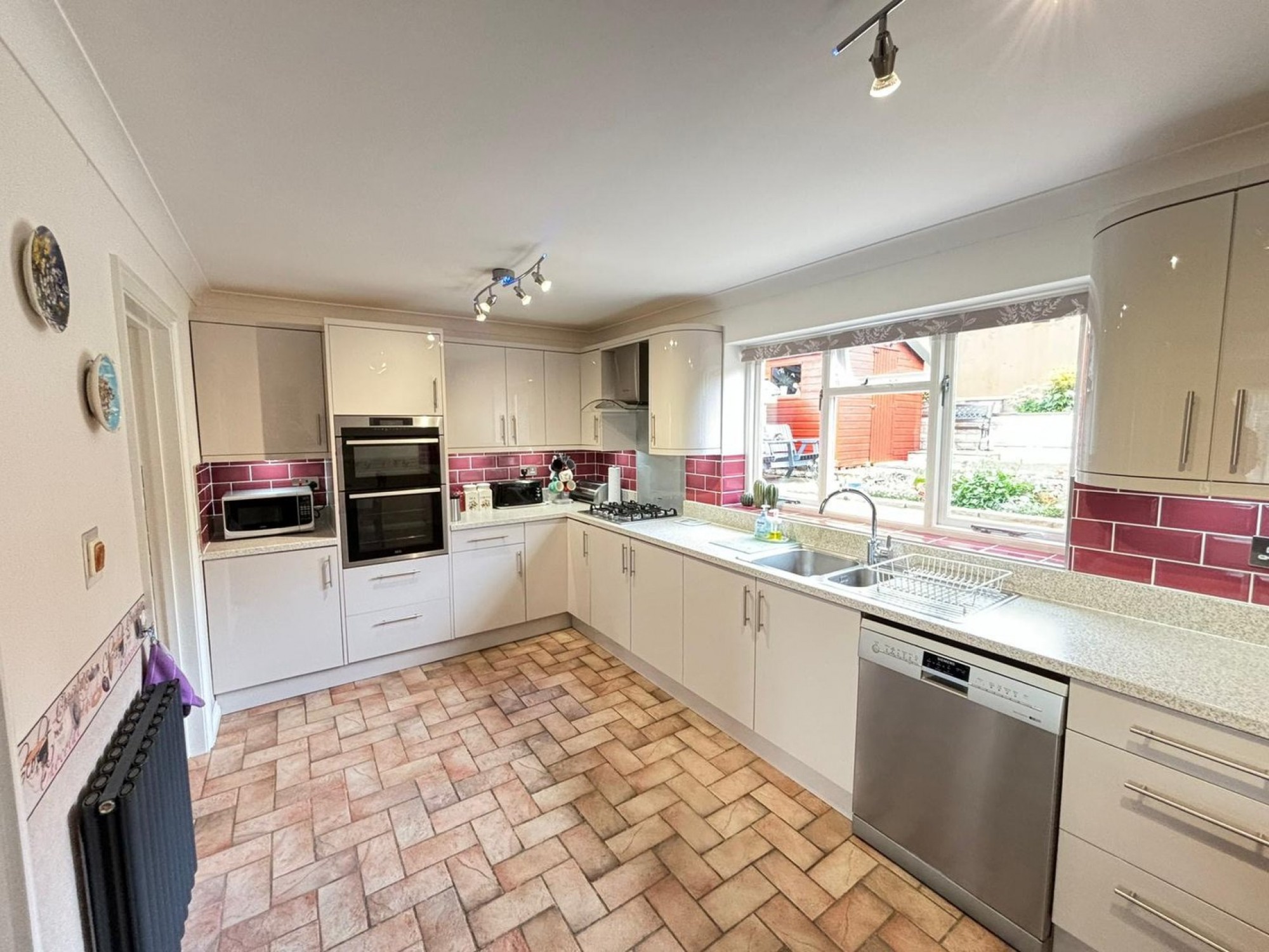 Images for Beech Grove, Brecon, Powys