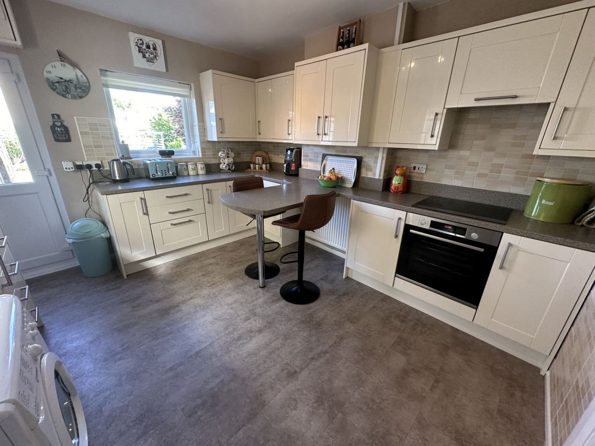 Images for Adelaide Gardens, Brecon, Powys