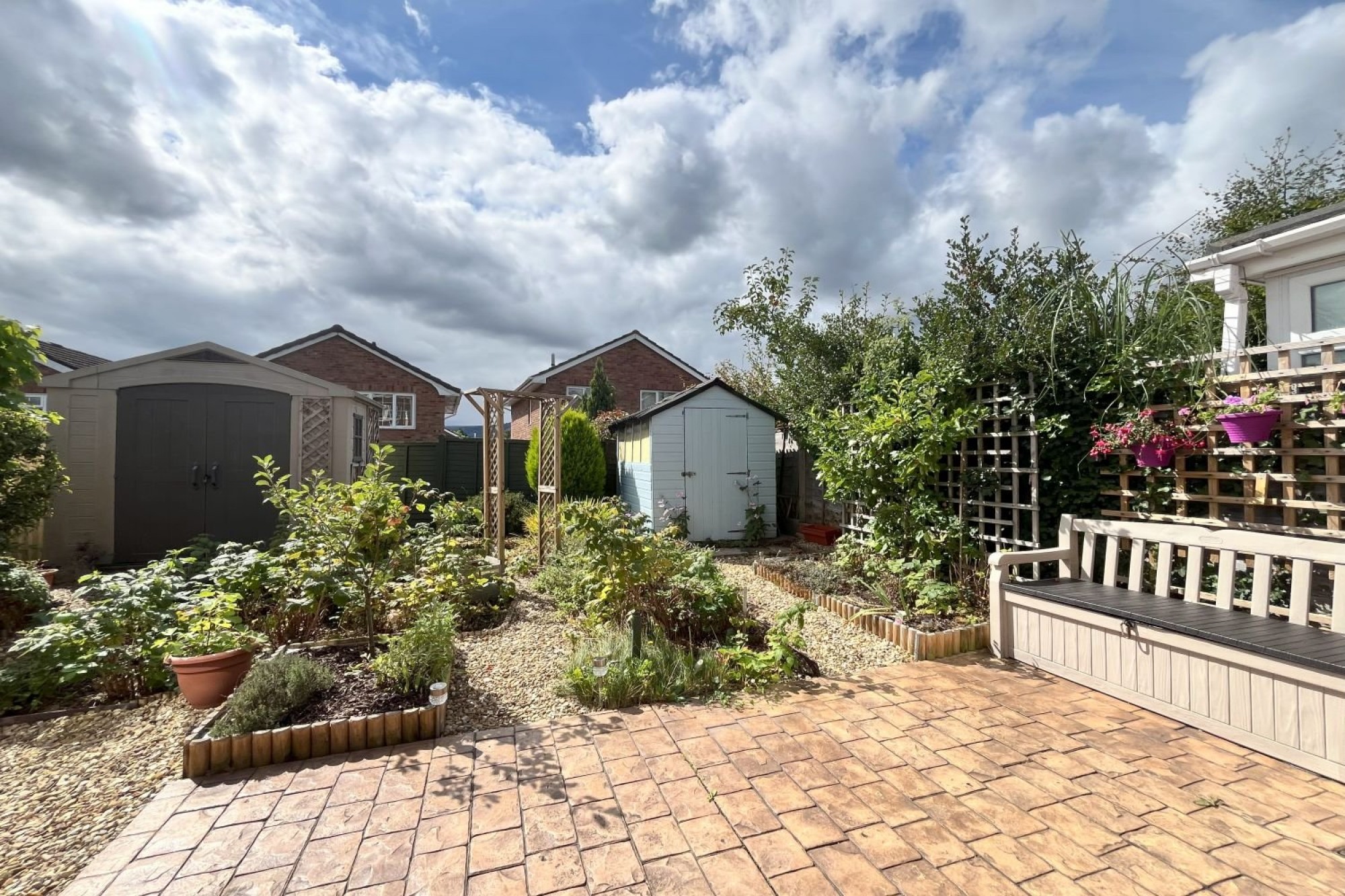 Images for Croesonen Parc, Abergavenny, Monmouthshire