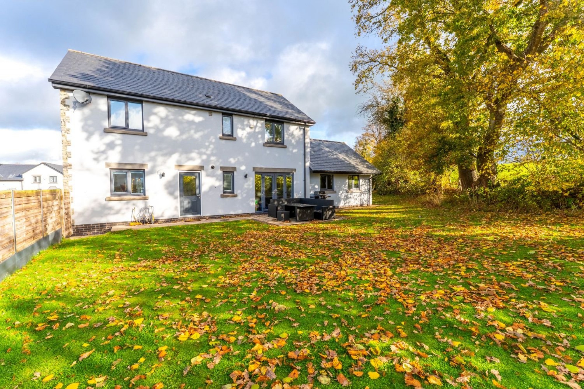 Images for Hoggan Park, Brecon, Powys