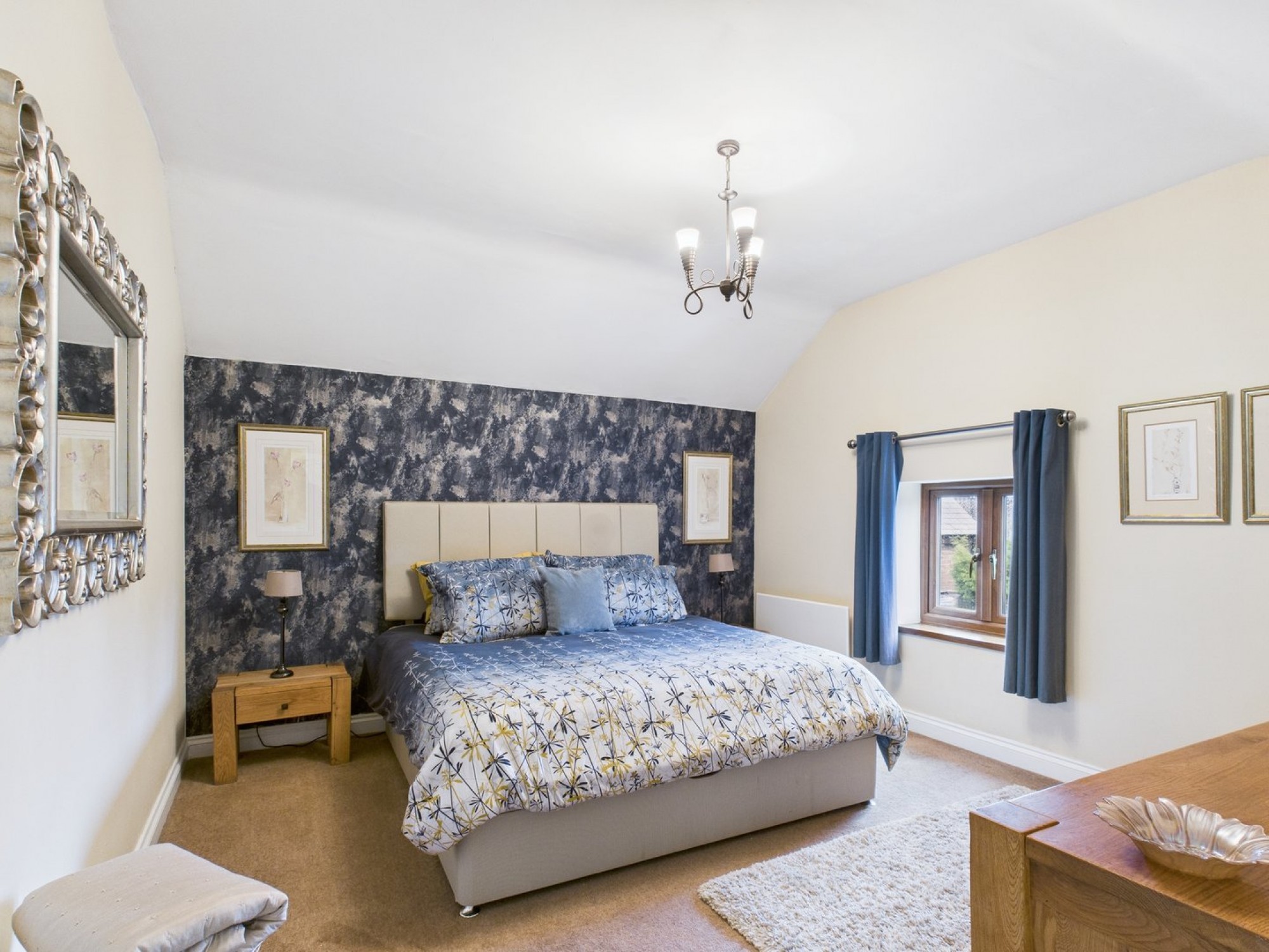 Images for Newcastle, Monmouth