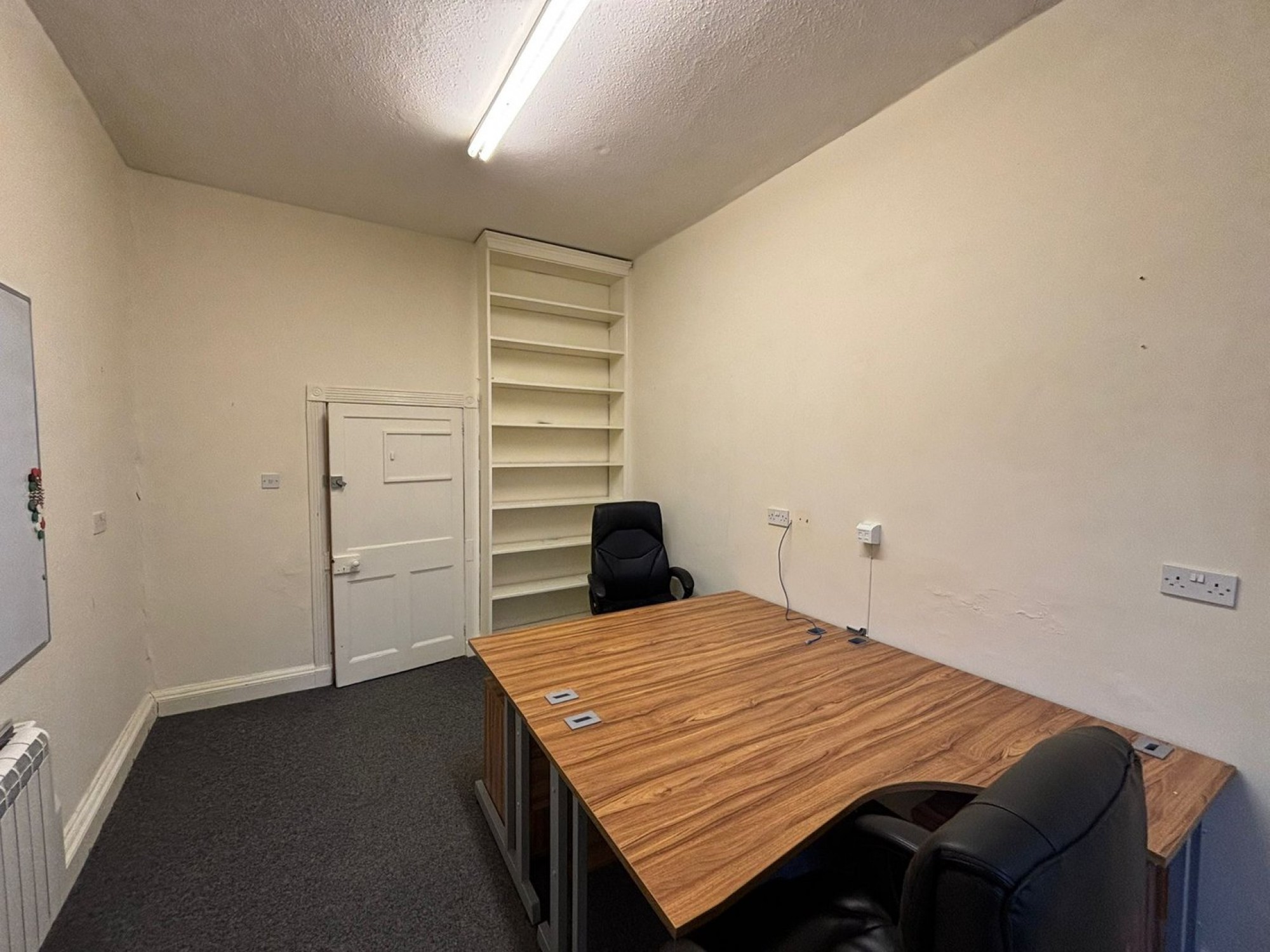 Images for Lion Yard, Brecon, Powys