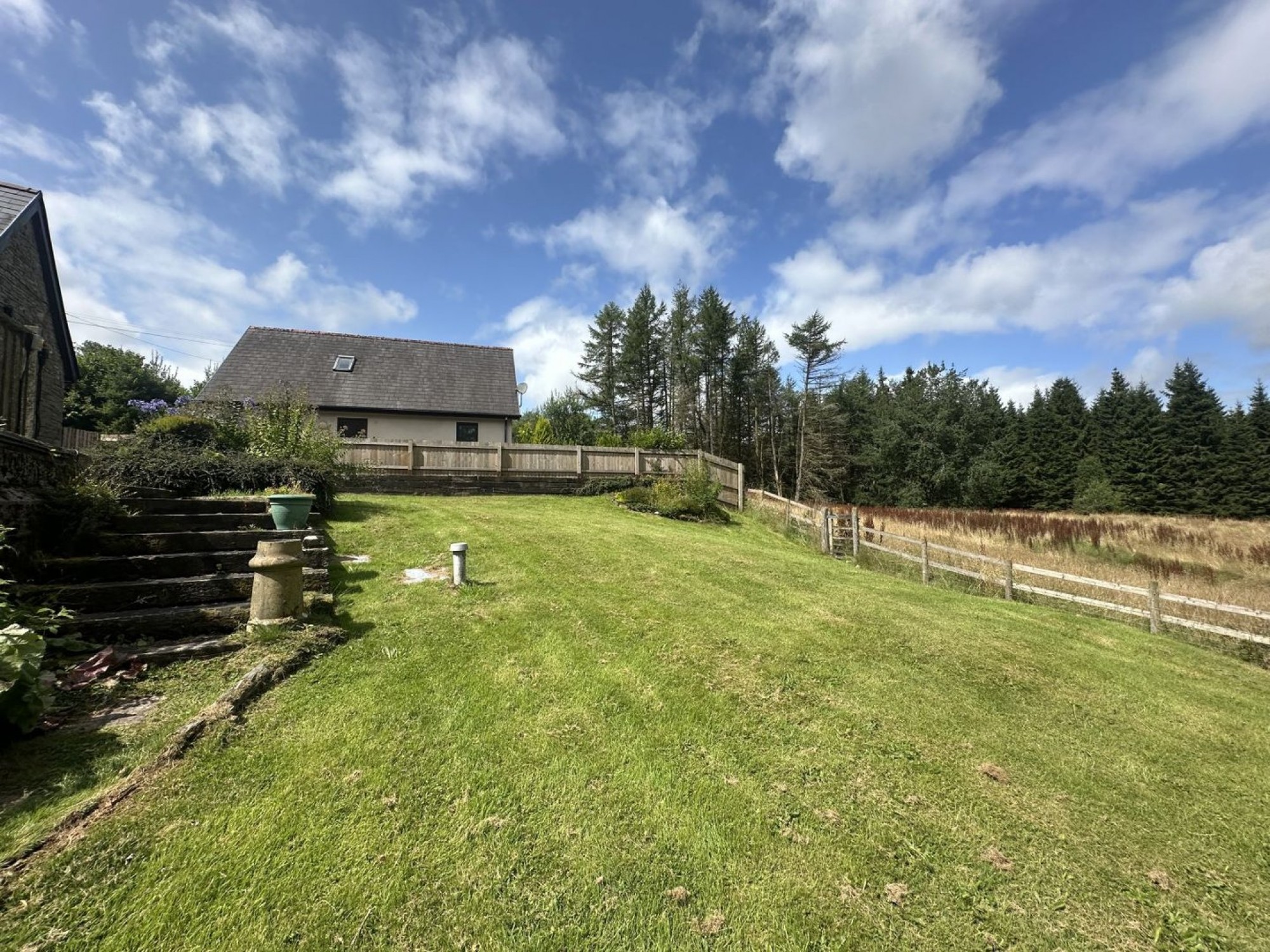 Images for Dol-Y-Gaer, Merthyr Tydfil, Powys