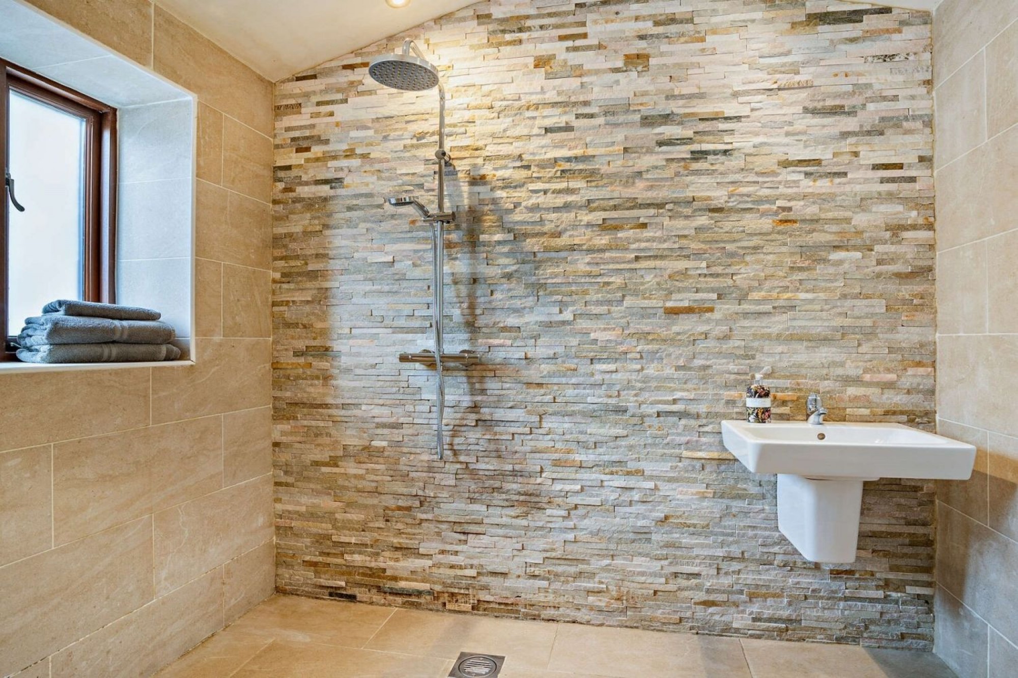 Images for Govilon, Abergavenny, Monmouthshire