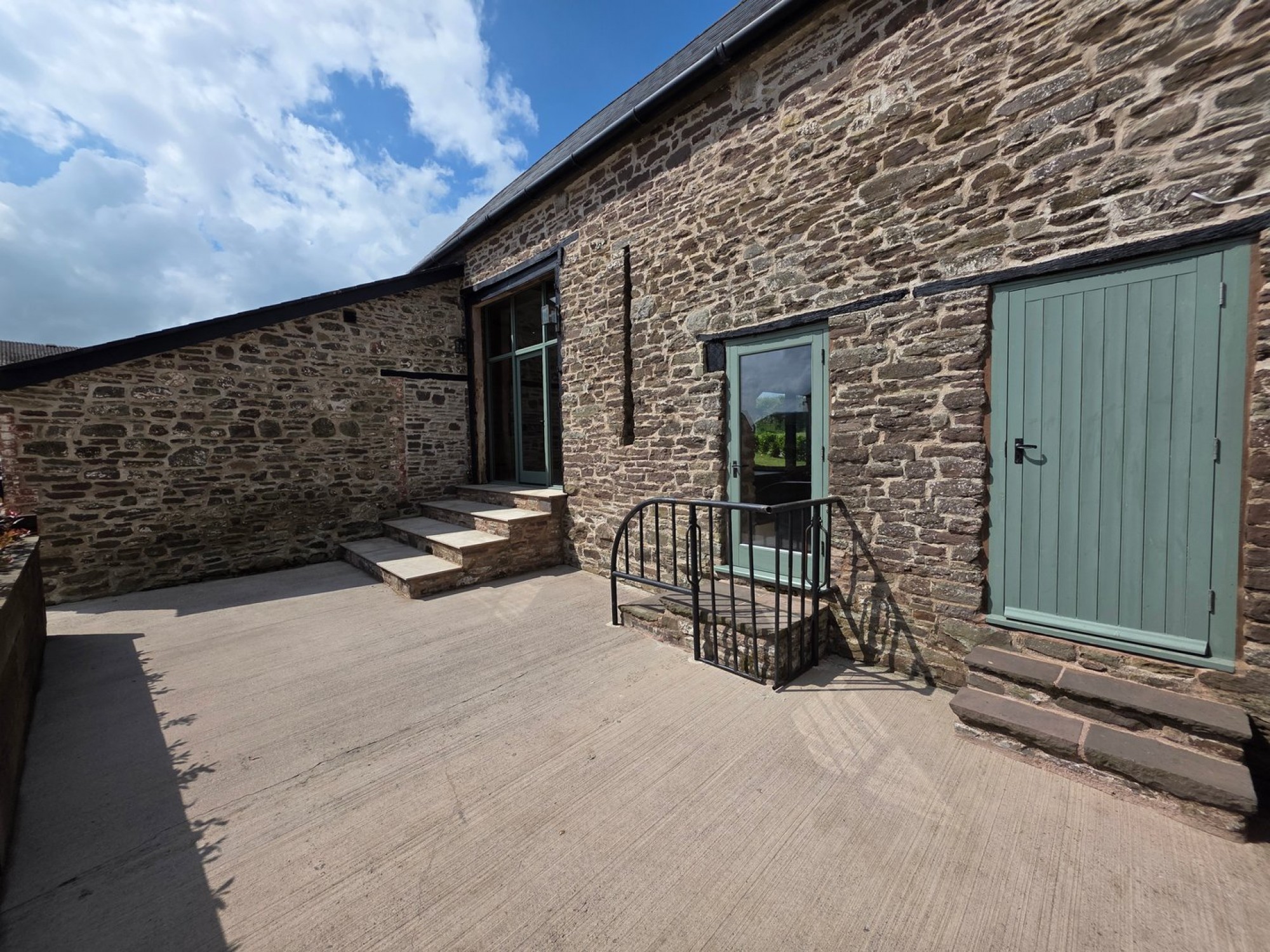 Images for Llantilio Pertholey, Abergavenny