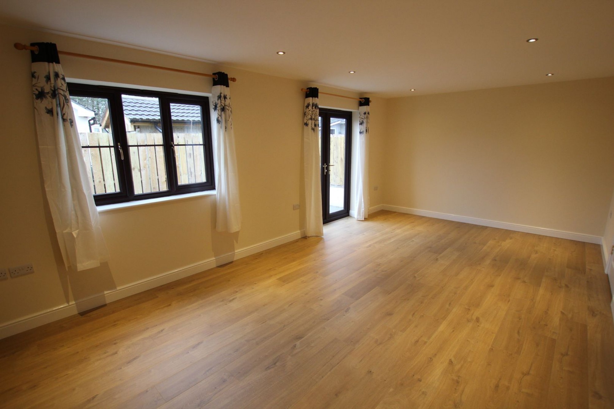Images for Walnut Square, Brecon, Powys