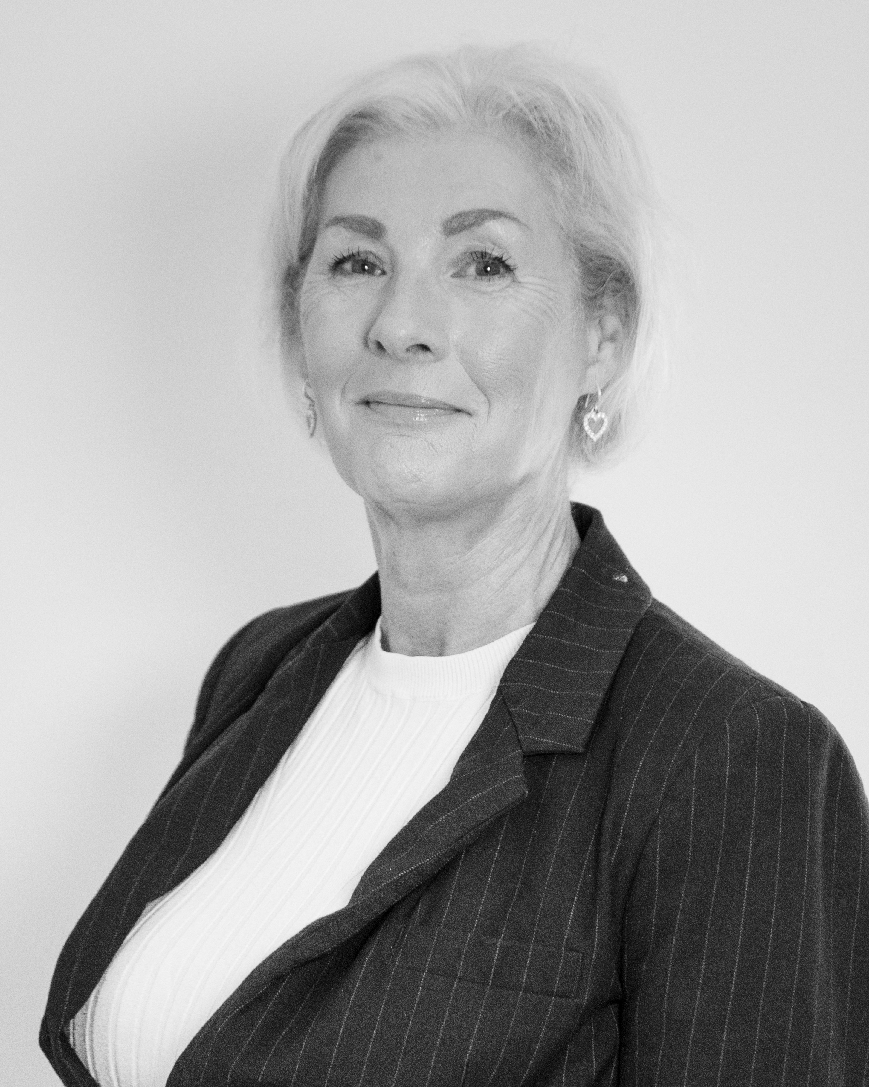 Jane Carter, Valuer